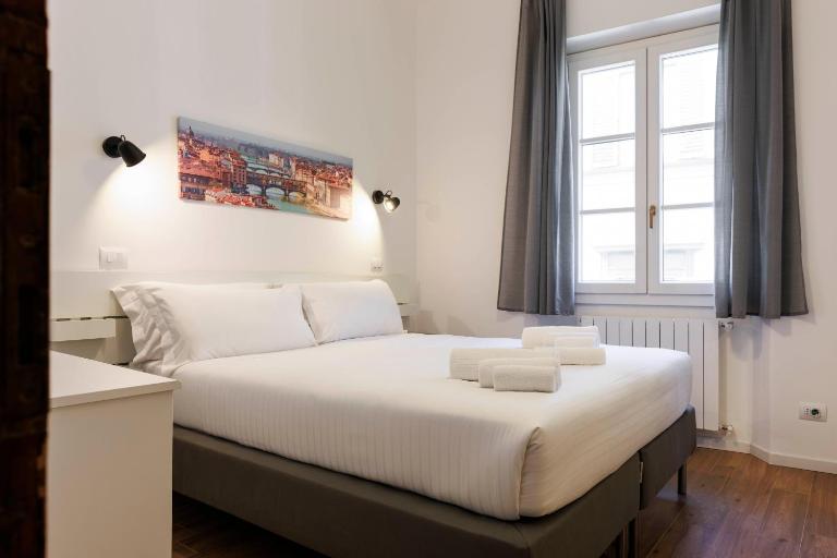 Santa Croce Elegant Apartment - Ferienwohnung Florenz