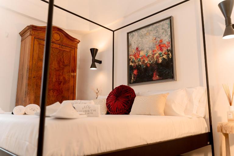 Lilibeth Luxury Suites - Ostuni - Bed and Breakfast Ostuni