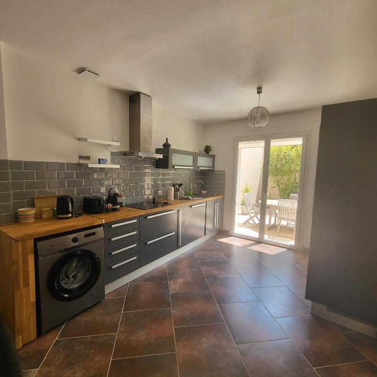 Maison 6 personnes 3 chambres Aéroport-Gare Tgv Aix-Plages - B&B Marignane