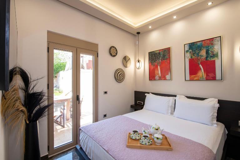 Cozy Rena luxury apartment with free private parking - B&B Chania