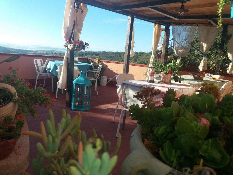 Belli come il Sole - Bed and Breakfast Serri