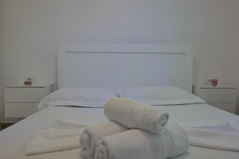 Loris Apartment - B&B Saranda