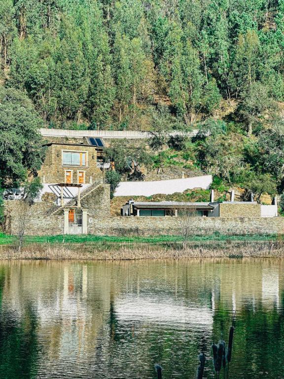 Aguilhões River House - Chambres d'hôtes Pedorido