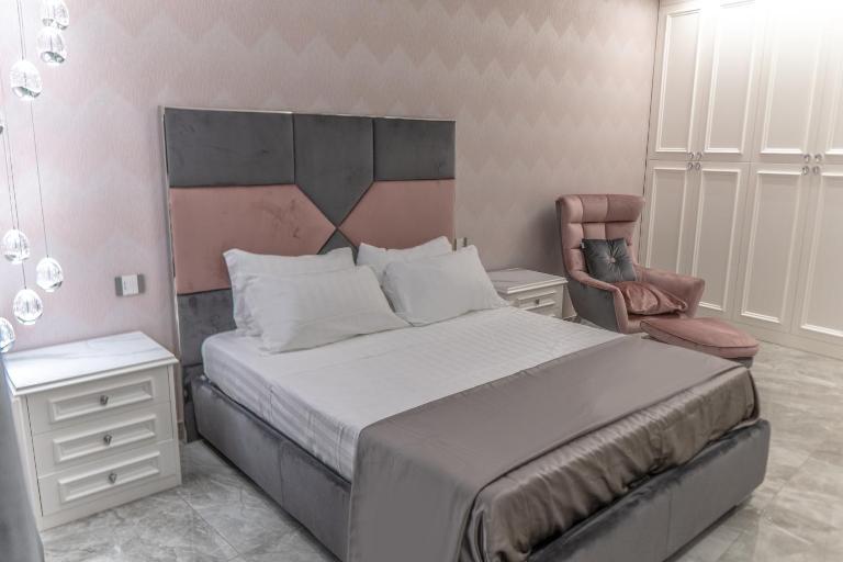 Suite d'élite Chiaia - B&B Naples