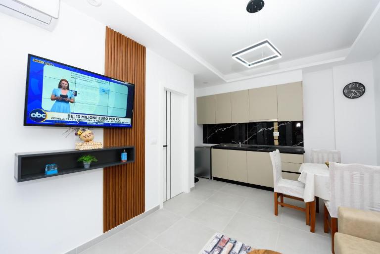 Vila 42 - Bed and Breakfast Vlorë