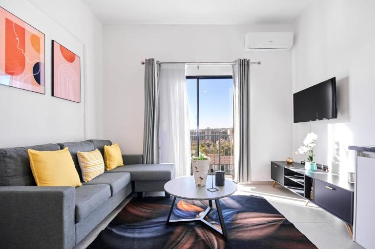 The Base Apartment - Bed and Breakfast Johannesburg
