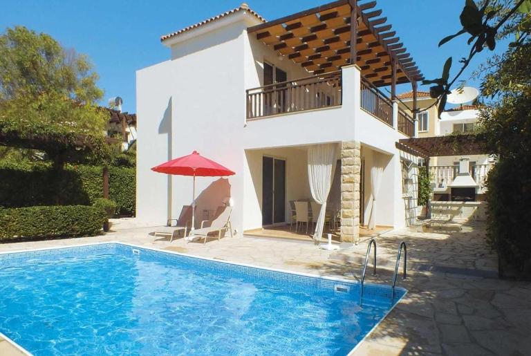 Vikki - B&B Pégeia