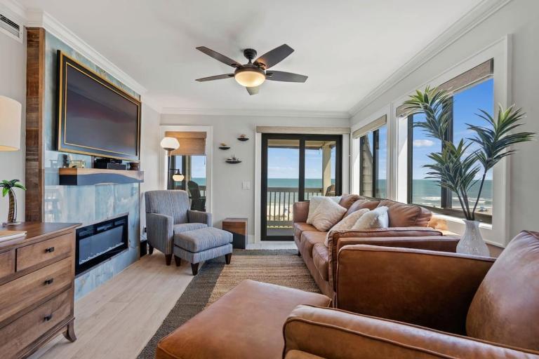 Ocean Forest Villas Oceanfront Unit C310 - Bed and Breakfast Myrtle Beach