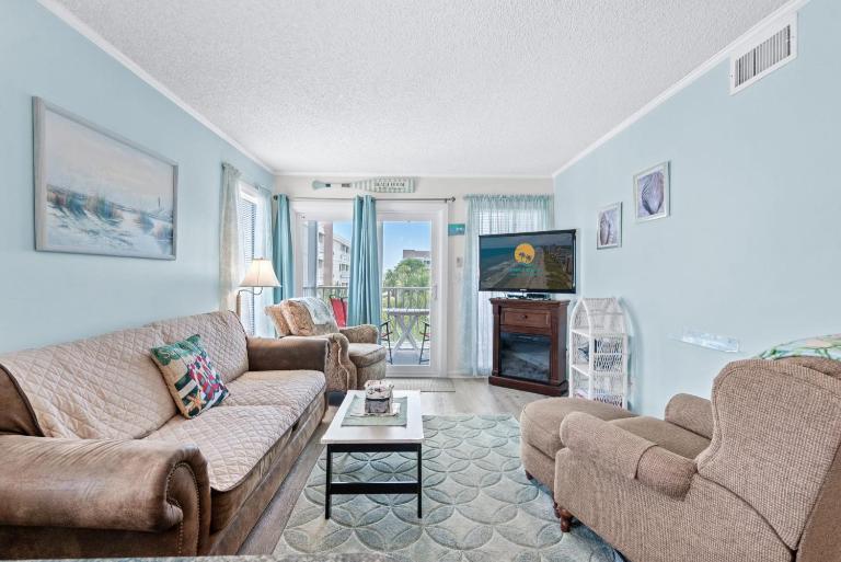 Pelican's Landing Serene Coastal Unit 133 - Chambres d'hôtes Myrtle Beach