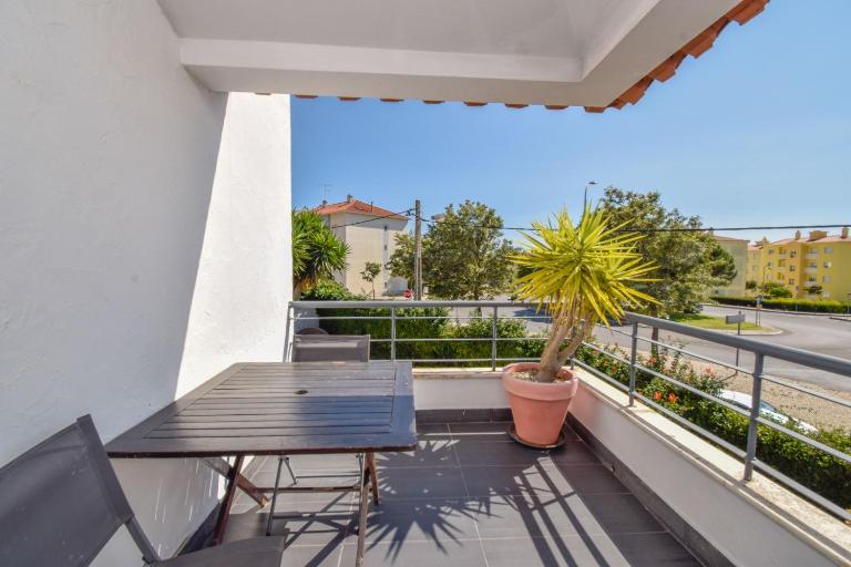 Estoril Prime Stay (Private Garden) beach 1km - B&B Estoril