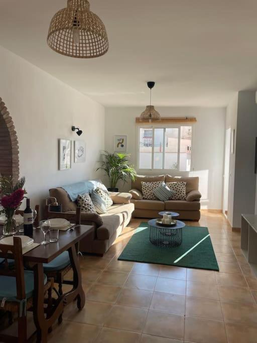 Two Bed Apartment Bella Roco - B&B Canillas de Aceituno