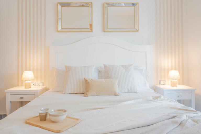 Borgo Riofavara Giuly - B&B Santa Maria del Focallo