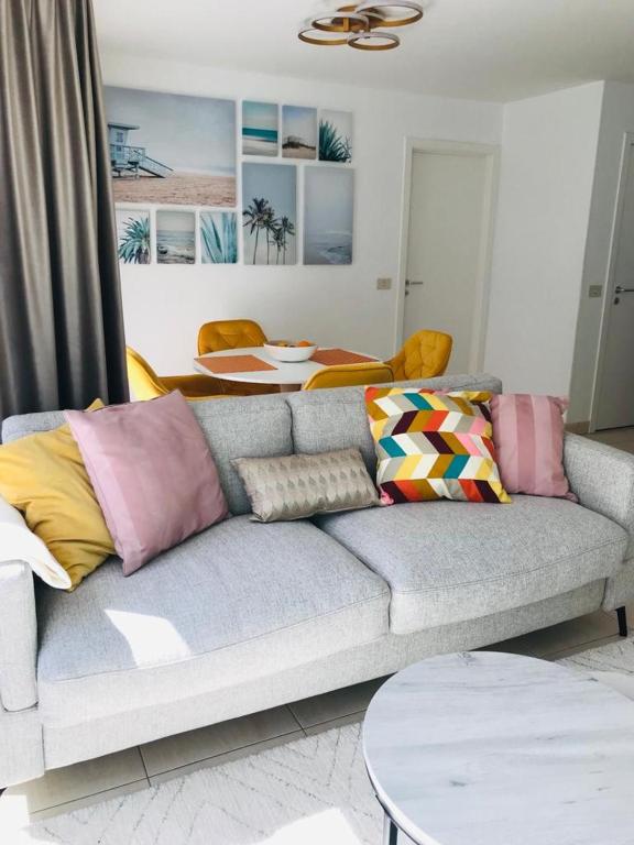 UrbanStay Suites - Beachfront apartment in Knokke - Bed and Breakfast Knokke-Heist