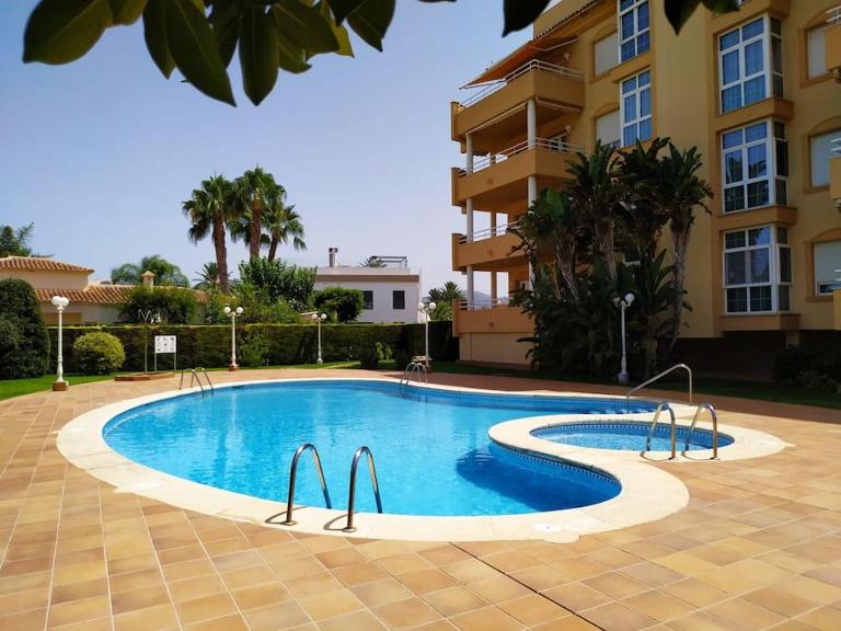 Oliva Nova - Blue Flag Beach and Golf On-Site - Bed and Breakfast Oliva