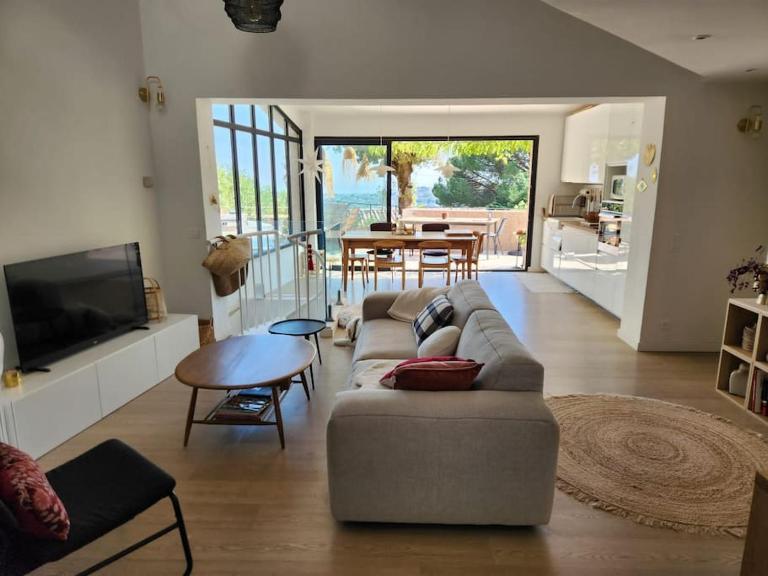 Villa Saga House - B&B Saint-Jeannet