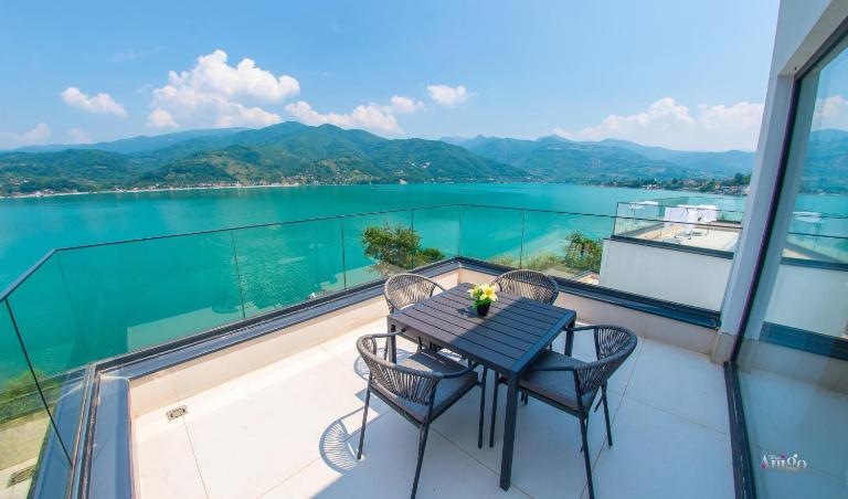Royal Terrace Apartments - B&B Konjic