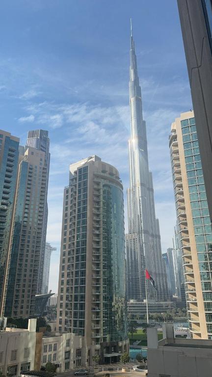 VIP Experience Dubai Downtown at Boulevard Central T2 - Burj Khalifa View - Modern Luxury Apartments - Ferienwohnung Dubai