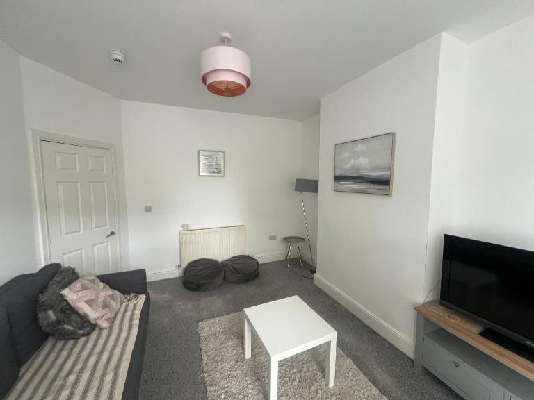 New Flat in Lytham St Annes - Sleeps 4 - Ferienwohnung Saint Annes on the Sea
