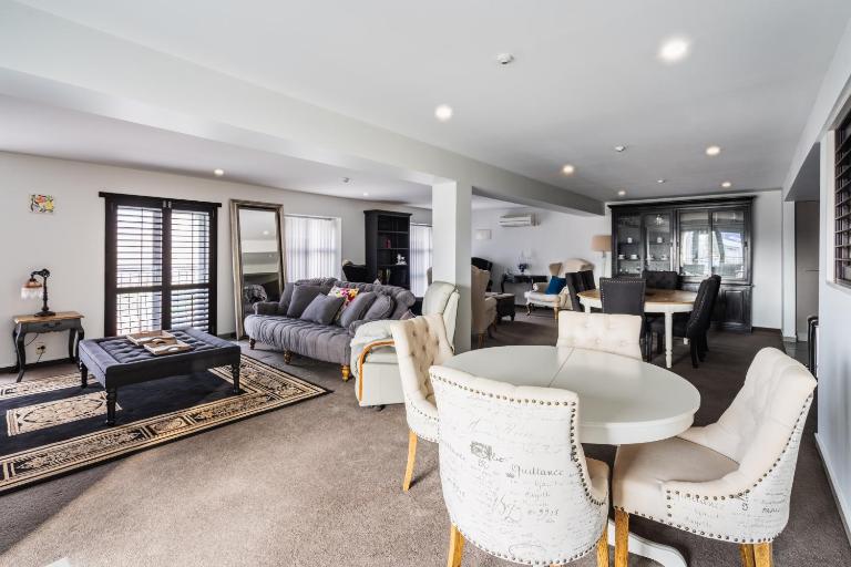 Manor Place Stays- Apartment Two - B&B Dunedin
