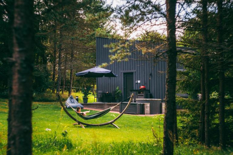 NEILA - 'Virš Ąžuolų' - Forest SPA - FREE jacuzzi - B&B Paplatelė