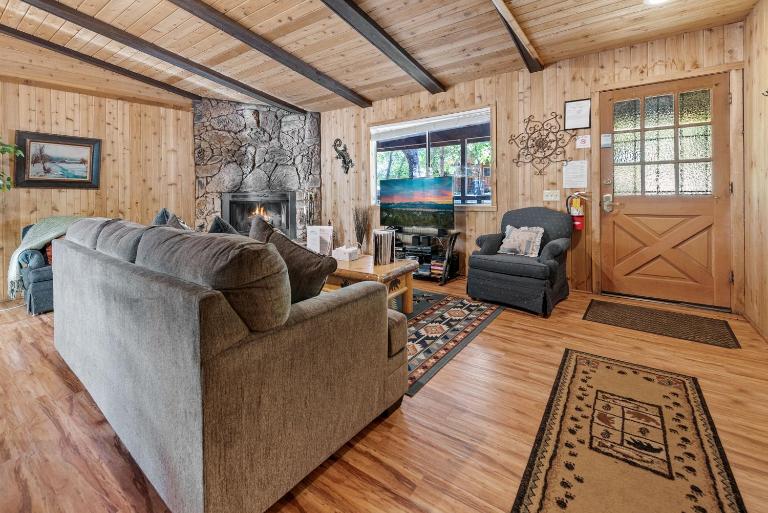 Granny's Love Shack - TRANQUIL RETREAT STEPS AWAY FROM THE NATIONAL FOREST! - Ferienwohnung Sugarloaf