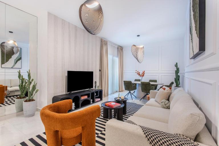 Comfy 1BR Marina Living Steps from Marina Walk - Ferienwohnung Dubai