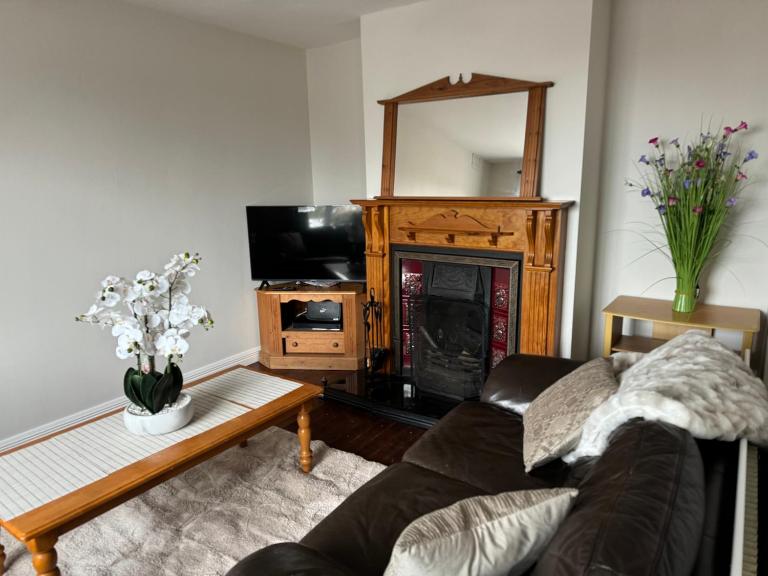 Holiday House - B&B Galway