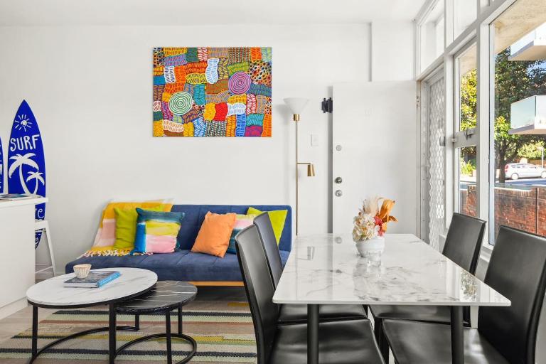 Sundeck Surfscape - Upbeat Beachside Living in Bondi - B&B Sydney