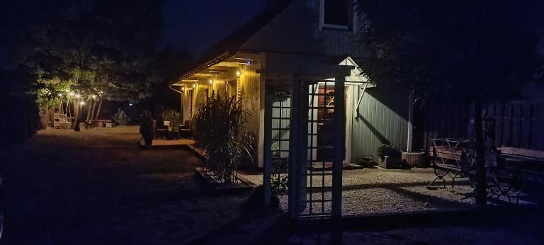 WitaDomek na Roztoczu - Bed and Breakfast Ruda Różaniecka