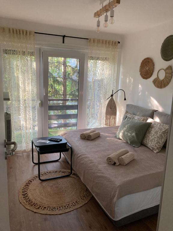 Mendelson Apartman - B&B Balatonföldvár