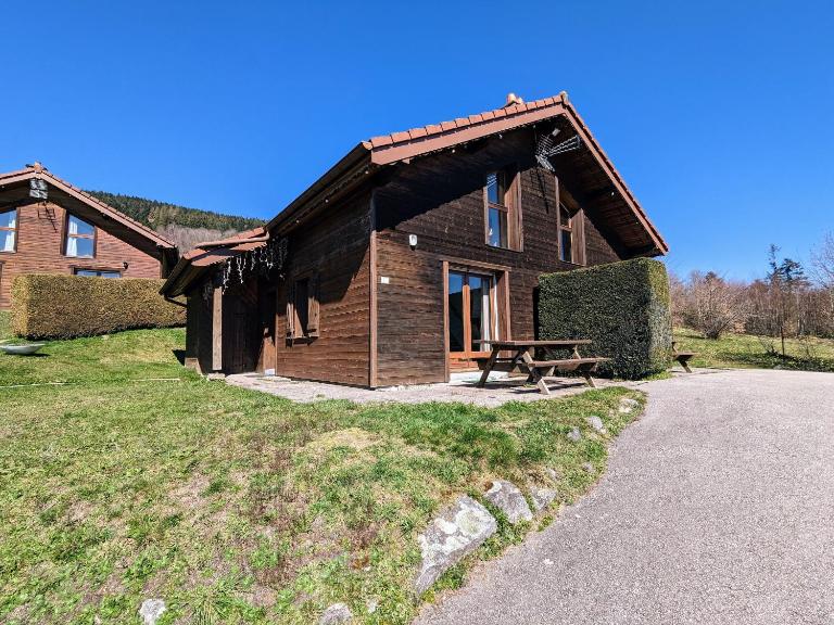 Chalet familial avec cheminée à Gérardmer - FR-1-589-37 - B&B Gérardmer