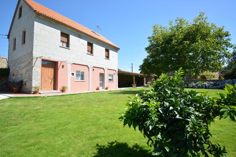 GALIHOST - Casa con jardín en Cambados - B&B Cambados