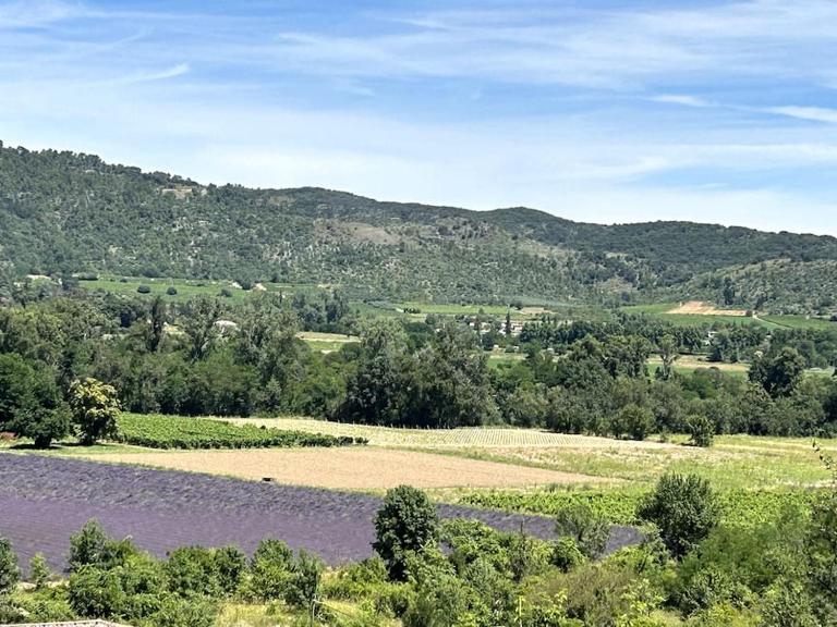 Bel appart - 3 ch Vallon pont d 'arc - Bed and Breakfast Salavas