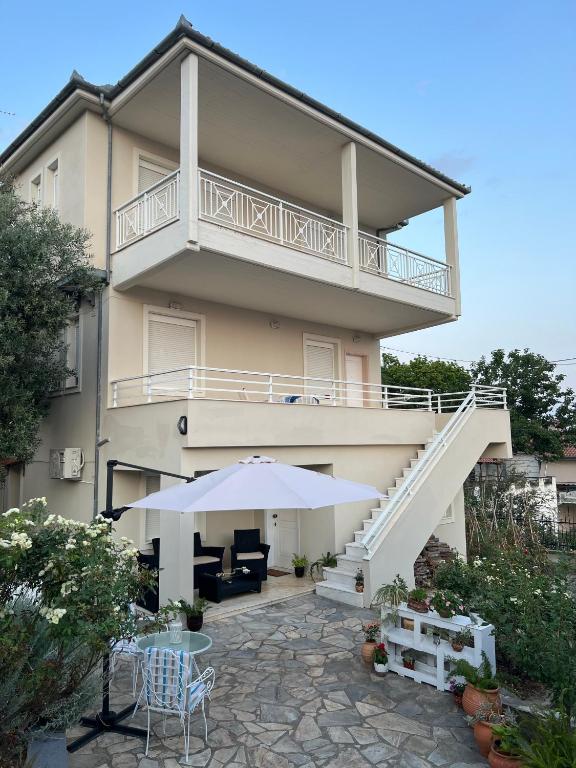 Aiolos Seaside Apartment - Ferienwohnung Marathos