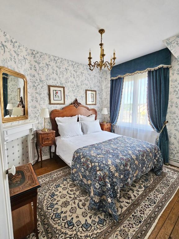 Maison Trianon 1928 - B&B Quiévrechain