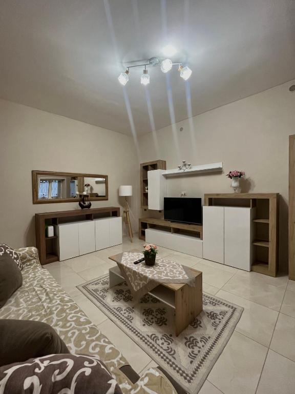 Casa DueZeroSei a 5 minuti dall aeroporto di Napoli - B&B Nápoles