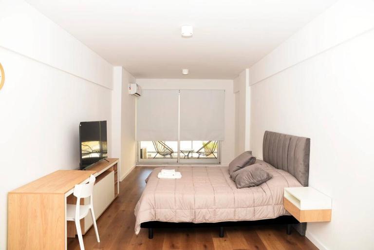 Belgrano amplio luminoso, cochera, WiFi, cerca River y Subte, 309 - B&B Buenos Aires