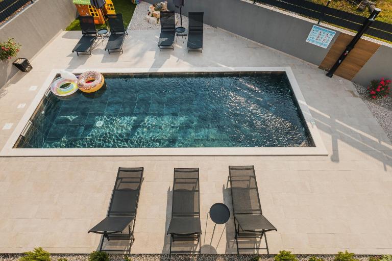 villa carpe diem - B&B Čepljani
