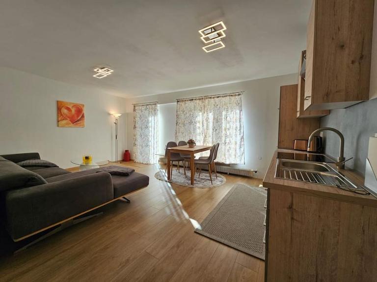Gästehaus in sonniger Lage - Bed and Breakfast Leoben