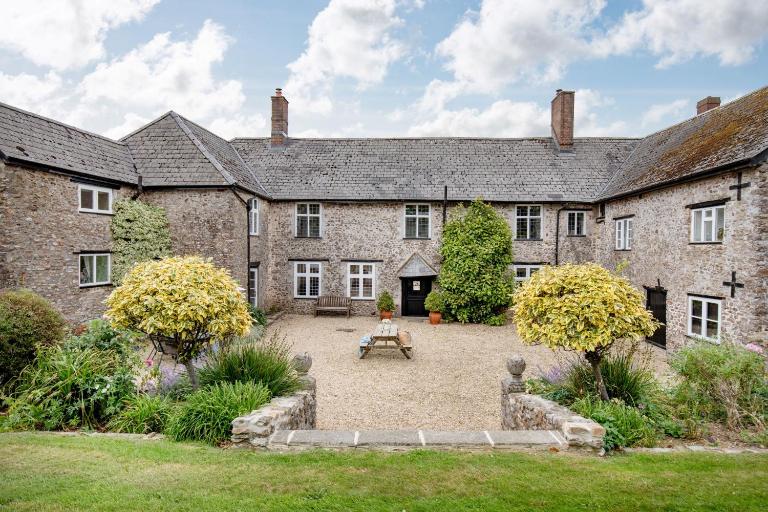 Sutton Barton Farmhouse - B&B Honiton