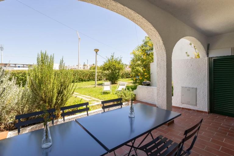 Centralgarve - Excellent & Peaceful Villa in the Center of Vilamoura - B&B Vilamoura