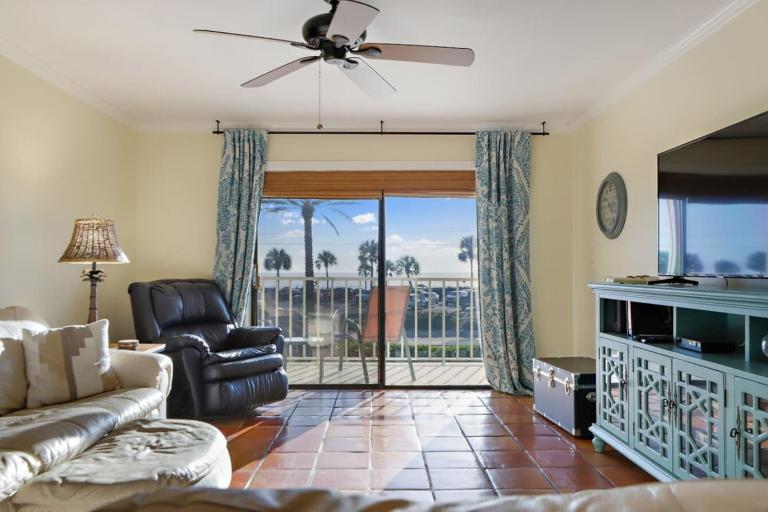 La Coquina 105 Beachside Bliss 2BD 2BA Retreat - Ferienwohnung St. Pete Beach