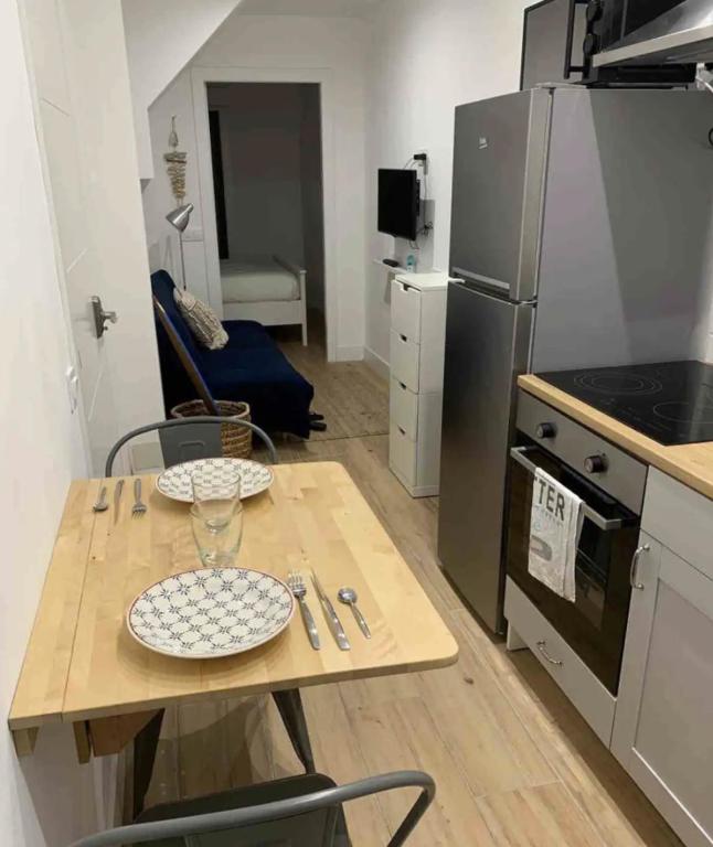 Moderno Loft a 2 minutos de la playa, en pleno centro histórico - B&B Blanes