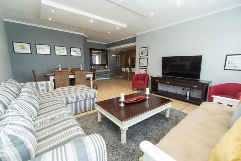 Endless Summer Coastal Condo - B&B Summerstrand