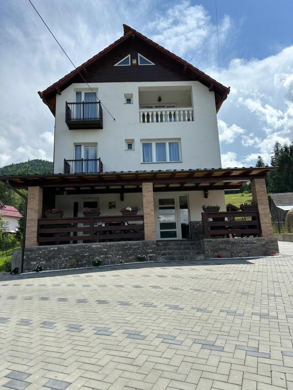CASA IKA&MATEI - B&B Borşa