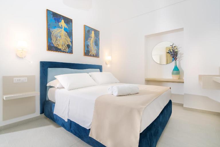 Olleia Home in city center - Sorrento Coast - B&B Vico Equense