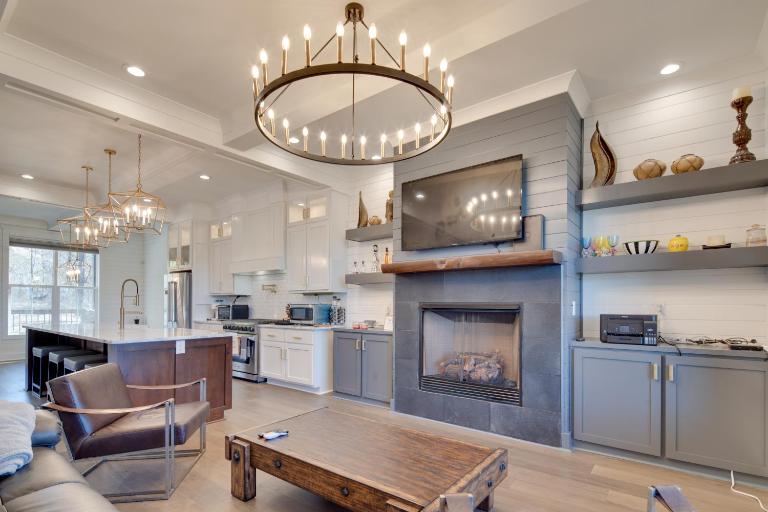 Waynesville House: Fire Pit + Mountain Views! - B&B Waynesville