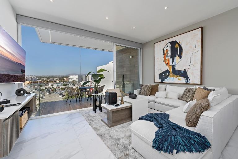 Luxury Apartment with Pool and Jacuzzi on Terrace in Médano - Chambres d'hôtes Cabo San Lucas
