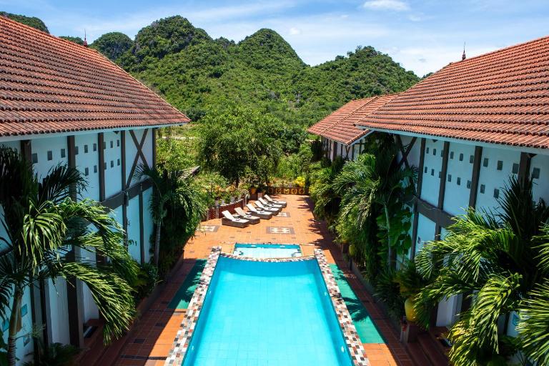 Victory Road Villas - Bed and Breakfast Phong Nha