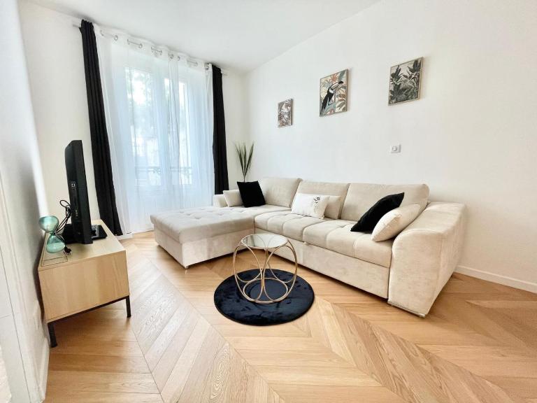 Appart Cosy Proche gare - B&B Mantes-la-Jolie